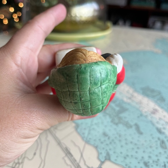 Vintage JASCO Carolling Girl PotPourri / Pomander Holder - Picture 7 of 7